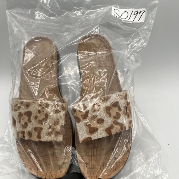 Donald J Pliner FiFi Womens 10M Cork Leopard Thong Slide Sandals Summer Shoes - Picture 10 of 10